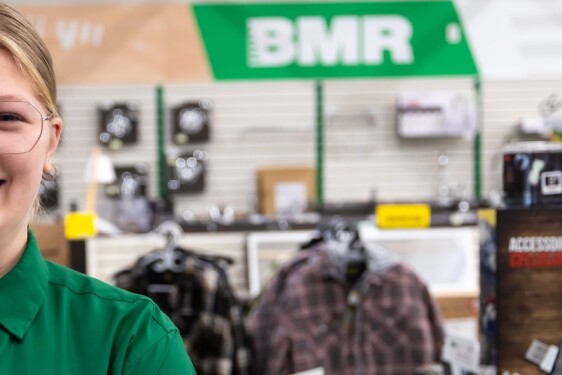 caissière étudiante BMR